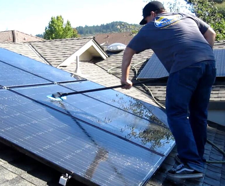 how-to-maintain-and-clean-of-solar-panels-effectively