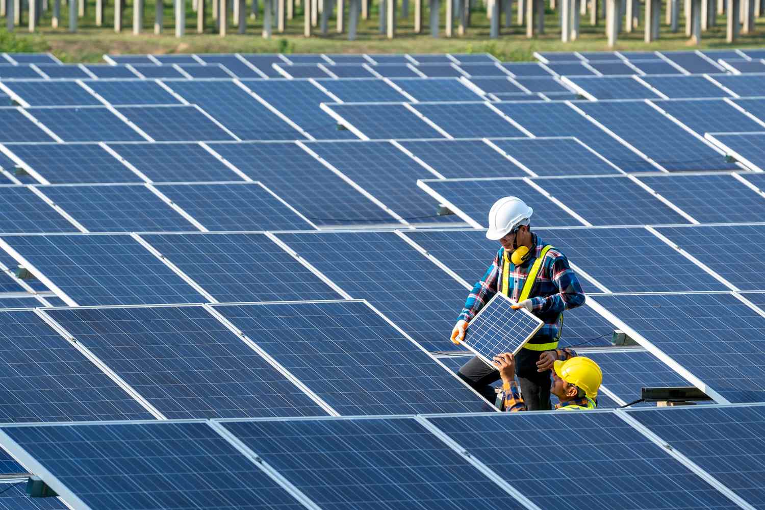 5 Ways Businesses Can Benefit From Commercial Solar Power
