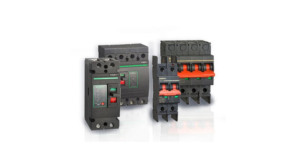 Circuit-Breakers-for-Solar-Systems